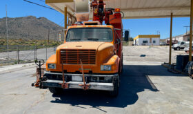 1993 International 4900 Bucket Truck