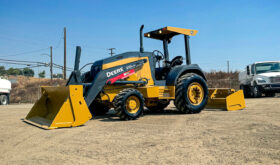 John Deere 210L EP Skip Loader