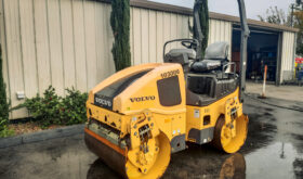 Volvo DD25B Compactor – Smooth Drum